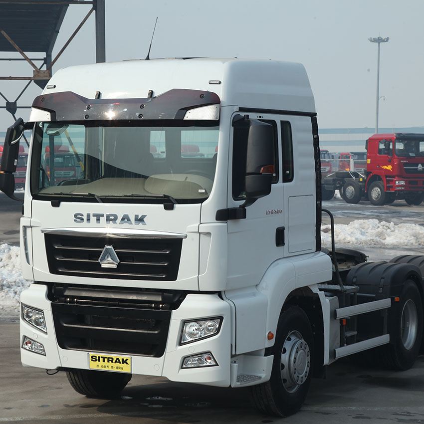 Caminhão trator SITRAK 6X4 480HP com transmissão manual 5