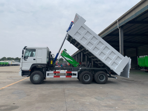 SINOTRUK HOWO 6X4 20CBM CAMINH