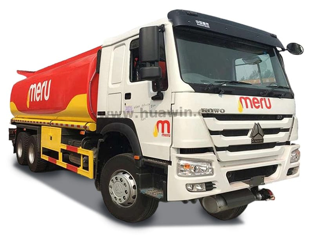 SINOTRUK HOWO 10 WHEELER REFULING TANK TULHING