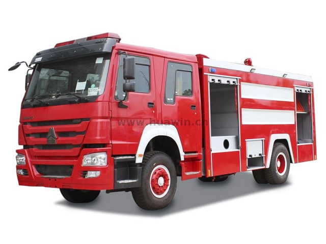 8 metros cúbicos de água e equipamentos de combate a incêndios de Wate
