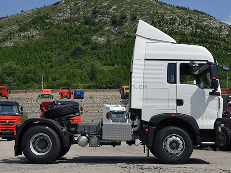 Tractor Sinotruk Howo TX 4x2