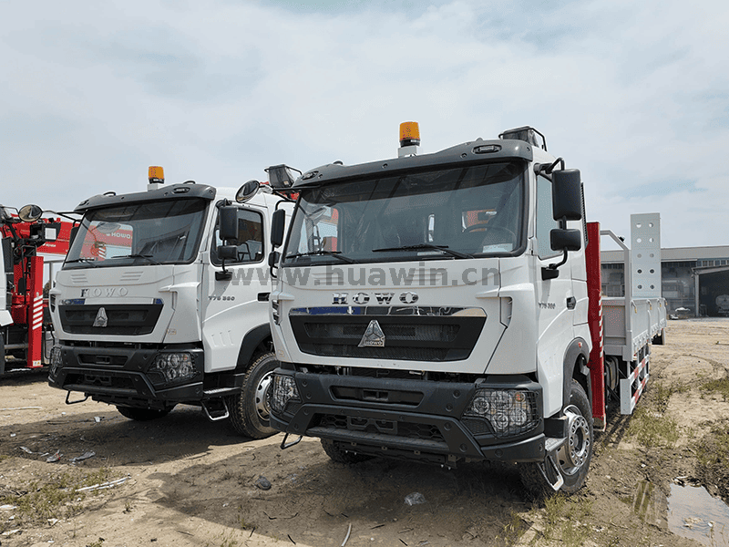 SINOTRUK HOWO TROMURADO CRANE-14