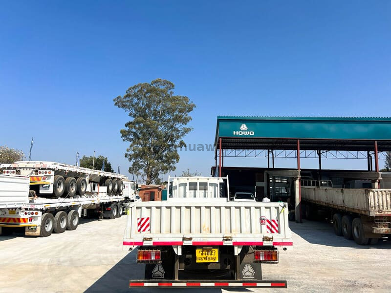 Caminhão de carga leve SINOTRUK HOWO 4X2 Caminhão Dropside Truck-19