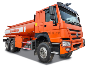 SINOTRUK HOWO7 6 × 4 Caminhão -tanque de combustível