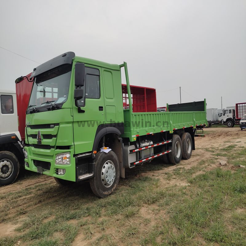 Caminhão de carga plana SINOTRUK HOWO 10 rodas 