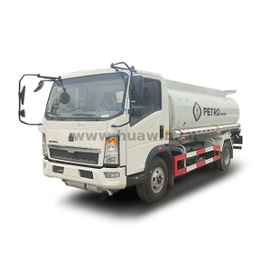 Sinotruk Howo 6 Wheelers Fuel Tanker Truck 10 KL