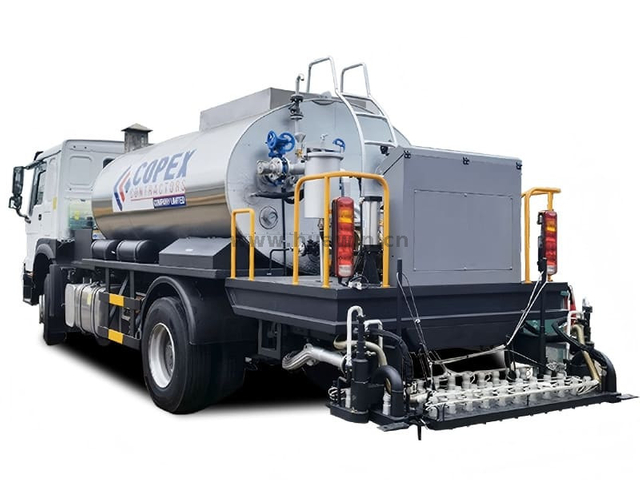 Sinotruk Howo Carrego pesado Sprayer de manutenção de estradas