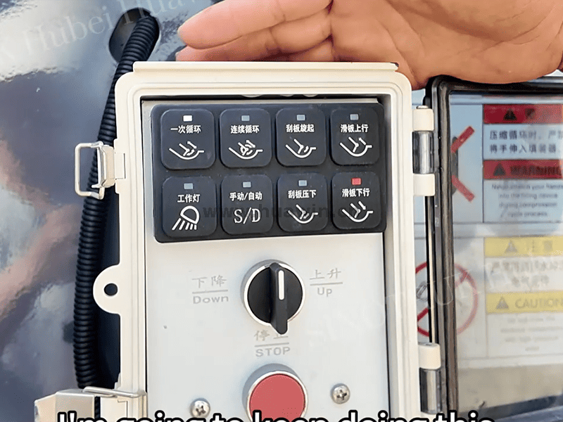 Caminhão compactador de lixo SINOTRUK HOWO-4x2-12