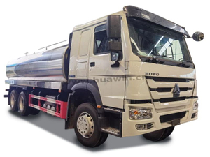 Howo 6x4 Tanker de água com leite 20 CBM de aço inoxidável de aço inoxidável