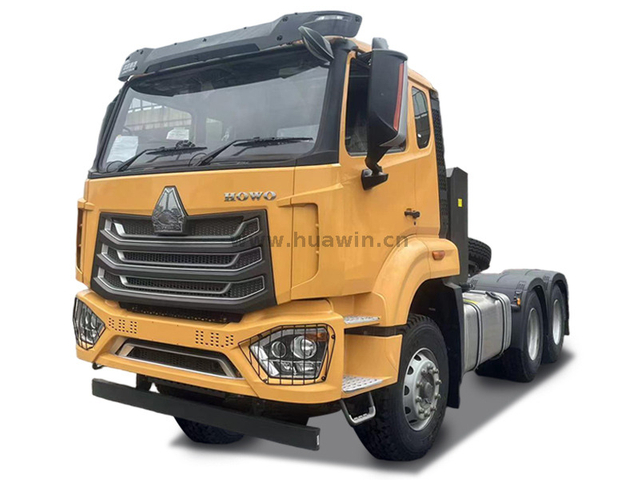 Trator Sinotruk Howo TX 6x4 (Amarelo de Engenharia)