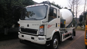 Caminhão de Misturador de Concreto Sinotruk Howo 4x2 - 6cbm