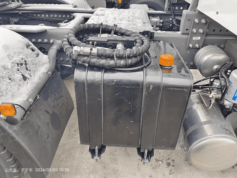HOWO TRATOR-TX-6 × 4-19