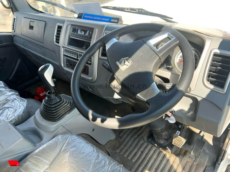 Caminhão de carga leve SINOTRUK HOWO 4X2 Caminhão Dropside Truck-22