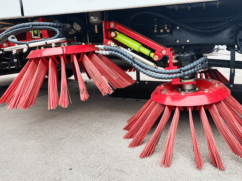 Sweeper-11 de caminhão leve