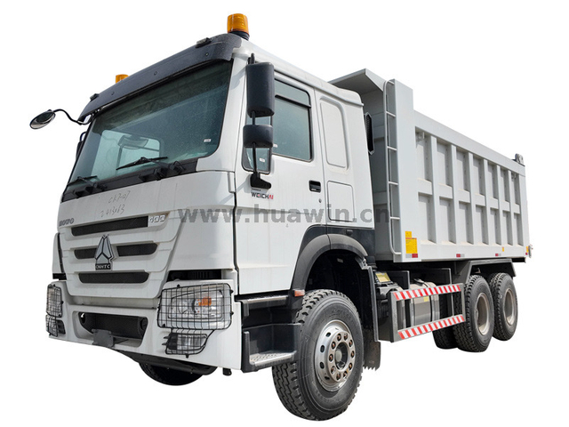SINOTRUK HOWO7 DUMP TROURCH-6 × 4