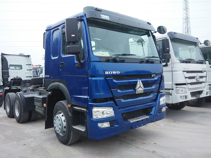 Caminhão trator SINOTRUK HOWO 6x4