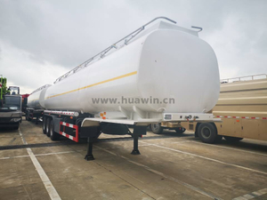 SINOTRUK 40000-50000L TANQUE DE TUNDO DE TANQUELA TABLIOMENTE TABLIO DO TANKER 