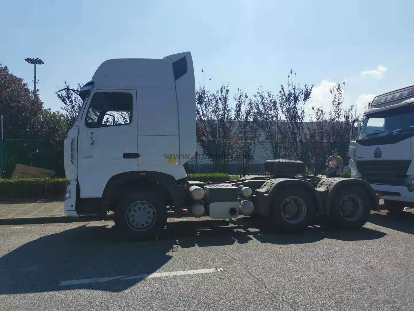 Chassi do caminhão da carga do veículo com rodas de SINOTRUK A7 6x4 10