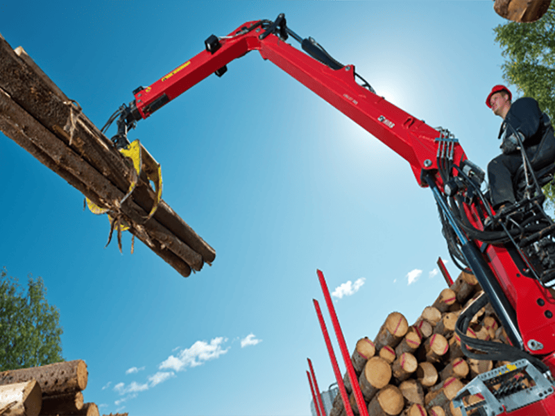 Caminhão guindaste HOWO 6X4 com guindaste de braço dobrado 8T-5